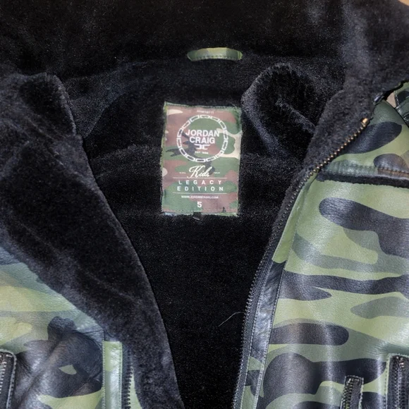 Jacket - Picture 3 of 3